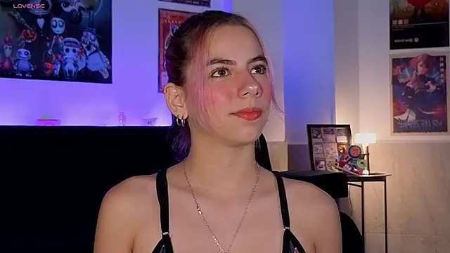 ArtemisaBlake online show from 12-05-25, 03:59