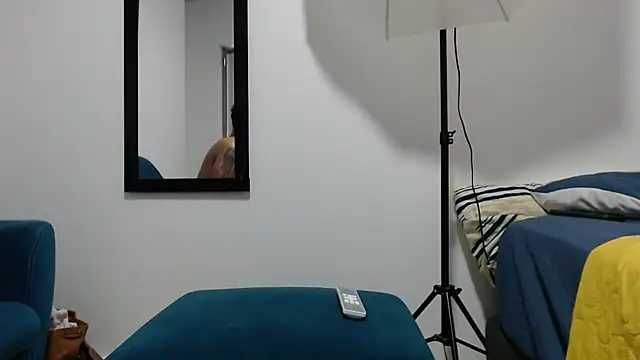 Snapshot of dream_fulfilled chatting on 02-27-25, 12:23 dream fulfilled online show from 02-27-25, 12:23