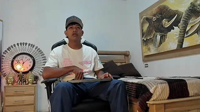 mr stiven  online show from 04-01-26, 02:45