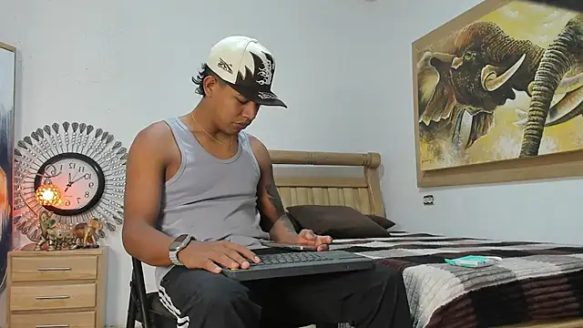 mr stiven  online show from 04-17-26, 02:58