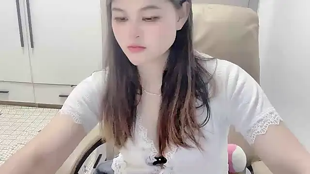 Snapshot of Ytao-528 chatting on 09-22-25, 06:37 Ytao-528 online show from 09-22-25, 06:37