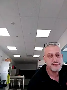 Husoban online show from 12-17-25, 03:18