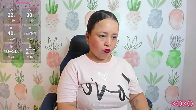 linda rios  online show from 10-23-25, 07:23