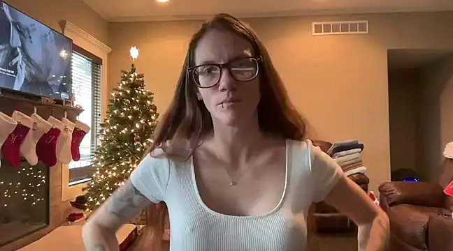 Snapshot of yourstrulylivy69 chatting on 12-18-24, 02:49 yourstrulylivy69 online show from 12-18-24, 02:49