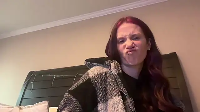 Snapshot of yourstrulylivy69 chatting on 03-04-25, 07:54 yourstrulylivy69 online show from 03-04-25, 07:54