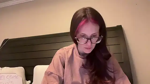 Snapshot of yourstrulylivy69 chatting on 03-07-25, 12:37 yourstrulylivy69 online show from 03-07-25, 12:37