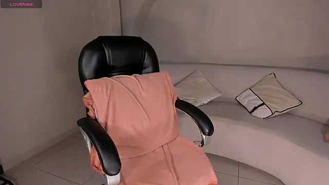 IsabelBornner online show from 07-29-26, 07:23