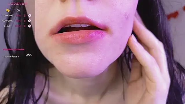 Lana  Cute  online show from 02-11-25, 04:56