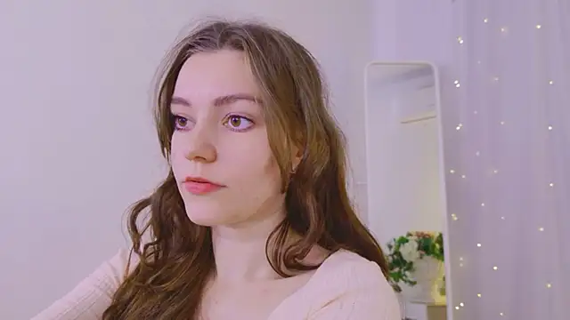 Lana  Cute  online show from 07-04-26, 02:12