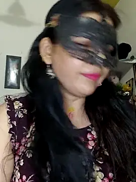 Snapshot of sexy_bhabhi69 chatting on 05-28-26, 09:17 sexy bhabhi69 online show from 05-28-26, 09:17
