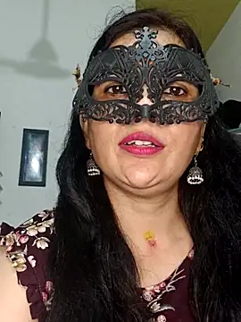 Snapshot of sexy_bhabhi69 chatting on 06-10-26, 09:19 sexy bhabhi69 online show from 06-10-26, 09:19