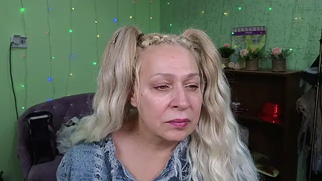Snapshot of Penelope_Pinky chatting on 01-07-25, 05:20 Penelope Pinky online show from 01-07-25, 05:20