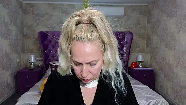 Snapshot of Penelope_Pinky chatting on 01-19-25, 04:46 Penelope Pinky online show from 01-19-25, 04:46