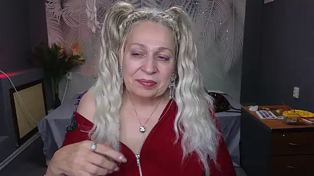 Snapshot of Penelope_Pinky chatting on 01-30-25, 05:17 Penelope Pinky online show from 01-30-25, 05:17