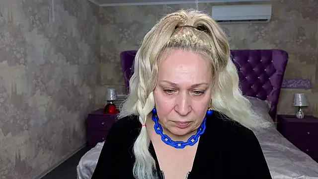 Snapshot of Penelope_Pinky chatting on 01-31-25, 01:56 Penelope Pinky online show from 01-31-25, 01:56