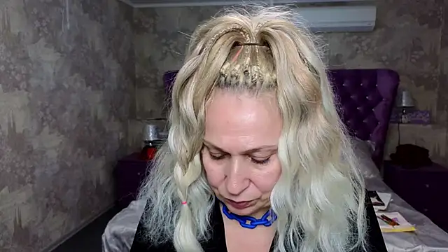 Snapshot of Penelope_Pinky chatting on 01-31-25, 04:59 Penelope Pinky online show from 01-31-25, 04:59