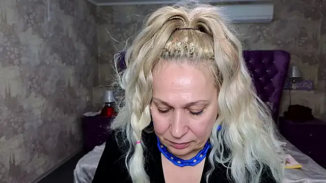 Snapshot of Penelope_Pinky chatting on 01-31-25, 08:01 Penelope Pinky online show from 01-31-25, 08:01