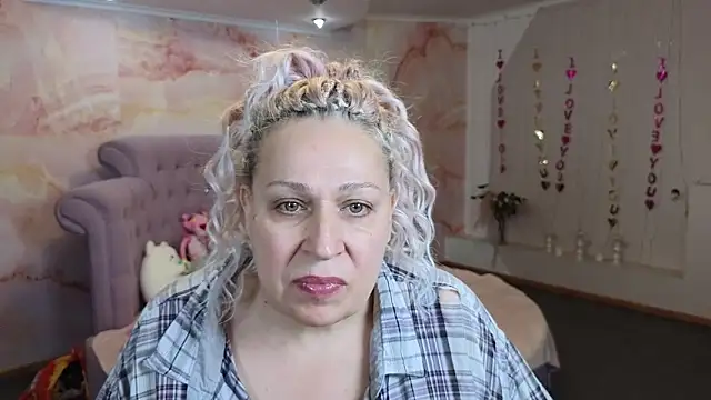 Snapshot of Penelope_Pinky chatting on 10-14-25, 11:55 Penelope Pinky online show from 10-14-25, 11:55
