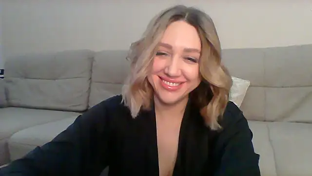 Snapshot of VickyLove047 chatting on 02-15-25, 07:16 VickyLove047 online show from 02-15-25, 07:16