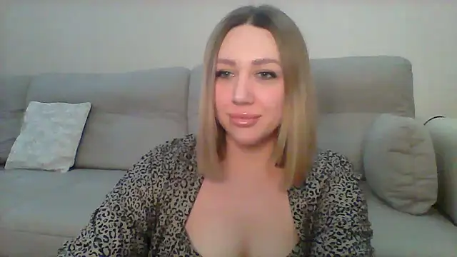 Snapshot of VickyLove047 chatting on 03-06-25, 07:14 VickyLove047 online show from 03-06-25, 07:14