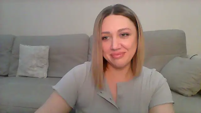 Snapshot of VickyLove047 chatting on 03-13-25, 08:26 VickyLove047 online show from 03-13-25, 08:26