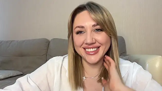 Snapshot of VickyLove047 chatting on 06-23-26, 06:55 VickyLove047 online show from 06-23-26, 06:55