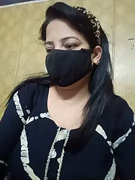 hornycoupleJandS online show from 05-18-26, 06:47