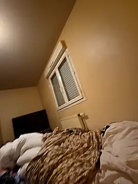 Snapshot of Kevrgt chatting on 10-13-25, 05:07 Kevrgt online show from 10-13-25, 05:07