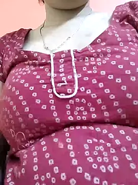 Snapshot of sunita-doll chatting on 12-16-24, 06:32 sunita-doll online show from 12-16-24, 06:32