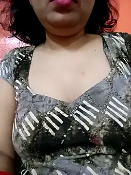 Snapshot of sunita-doll chatting on 10-13-25, 01:38 sunita-doll online show from 10-13-25, 01:38