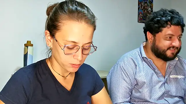 Snapshot of Paloma_Desire chatting on 12-19-24, 04:02 Paloma Desire online show from 12-19-24, 04:02