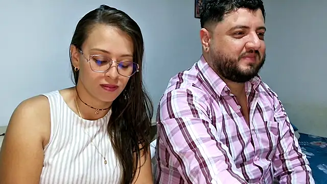 Snapshot of Paloma_Desire chatting on 12-31-24, 01:08 Paloma Desire online show from 12-31-24, 01:08