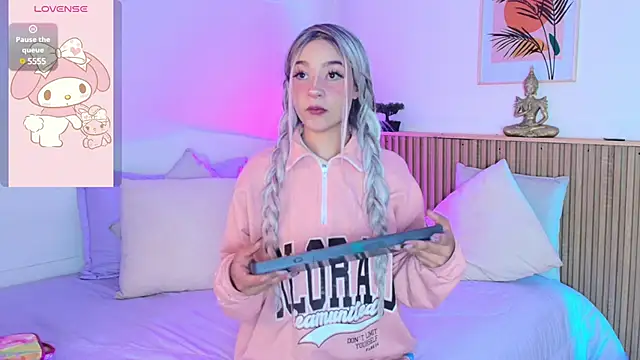 EmmaJhonnsson online show from 02-26-25, 08:44