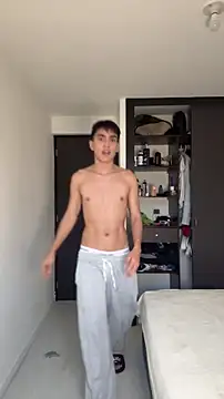 snakeeboy online show from 03-06-26, 11:12