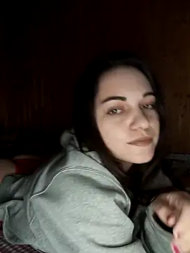 Snapshot of Eleni_Pappa chatting on 02-17-25, 08:19 Eleni Pappa online show from 02-17-25, 08:19