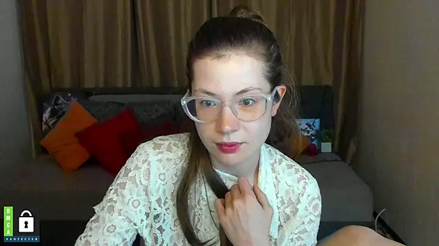 Snapshot of Alicia_redfollow chatting on 01-22-25, 12:48 Alicia redfollow online show from 01-22-25, 12:48