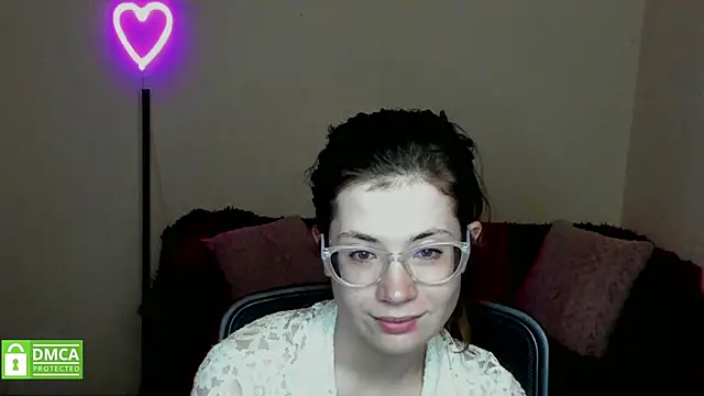 Snapshot of Alicia_redfollow chatting on 02-06-25, 03:48 Alicia redfollow online show from 02-06-25, 03:48
