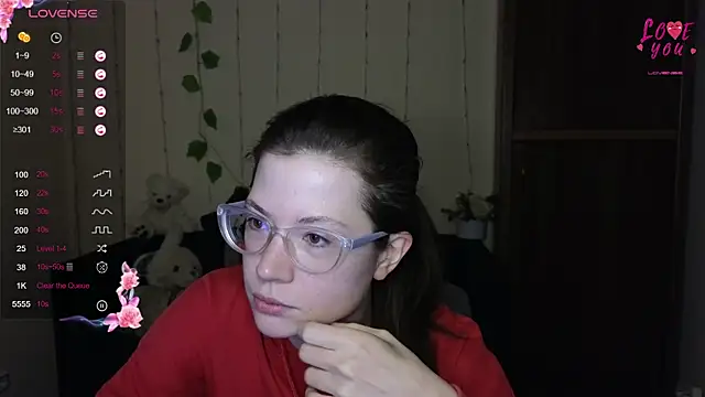 Snapshot of Alicia_redfollow chatting on 03-22-25, 06:22 Alicia redfollow online show from 03-22-25, 06:22