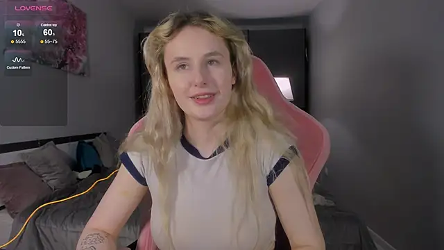 Molly Toads online show from 01-21-25, 09:15