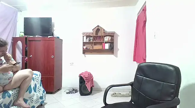 pecadodulce123 online show from 02-12-25, 10:37