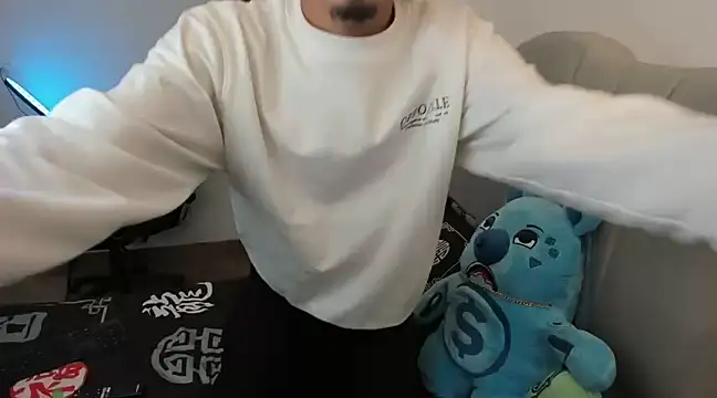 Snapshot of twink_latino5 chatting on 12-20-24, 11:00 twink latino5 online show from 12-20-24, 11:00