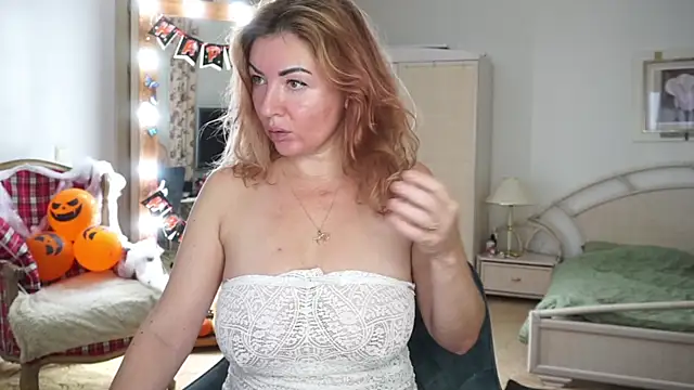 moonlight4u online show from 10-29-25, 05:42