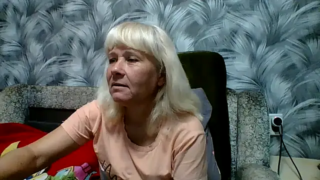 sakura blonde online show from 10-31-25, 06:14