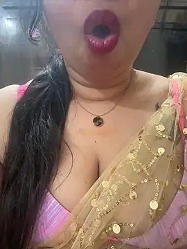 Snapshot of Akhi_Akshaya chatting on 12-29-24, 02:21 Akhi Akshaya online show from 12-29-24, 02:21