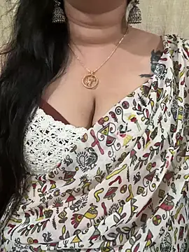 Snapshot of Akhi_Akshaya chatting on 02-08-25, 09:25 Akhi Akshaya online show from 02-08-25, 09:25