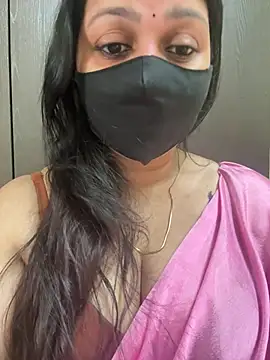 Snapshot of Akhi_Akshaya chatting on 03-07-25, 05:18 Akhi Akshaya online show from 03-07-25, 05:18