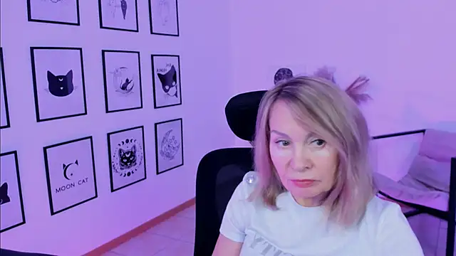 RosalindaFortuna online show from 01-21-25, 10:41