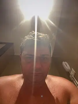 SecretlyDD online show from 03-09-25, 02:32