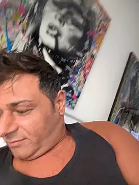 SecretlyDD online show from 03-18-25, 11:19