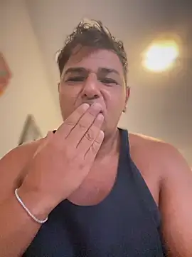 SecretlyDD online show from 09-16-25, 06:36